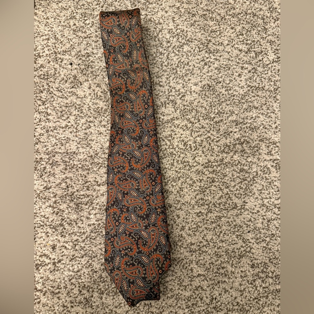 Yves saint Laurent Paisley Tie in Red and Black